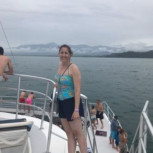 Meet your Posher, Hope